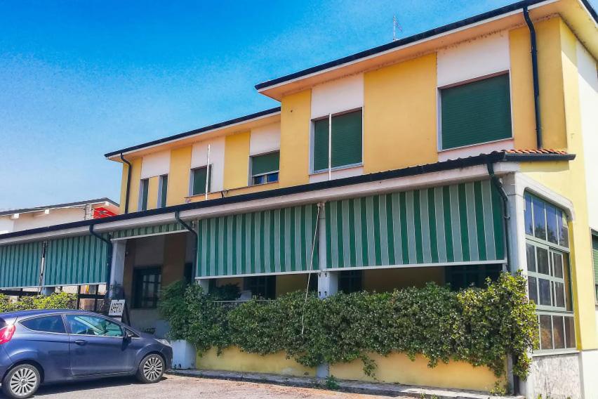 Albergo La Rovere Roverbella المظهر الخارجي الصورة